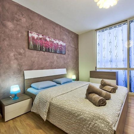 Spinola Court - Stunning Seaview Apartment & Penthouse On Spinola Bay By Shortletsmalta Saint Julian's Exterior photo