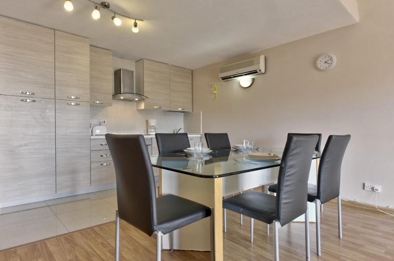 Spinola Court - Stunning Seaview Apartment & Penthouse On Spinola Bay By Shortletsmalta Saint Julian's Exterior photo